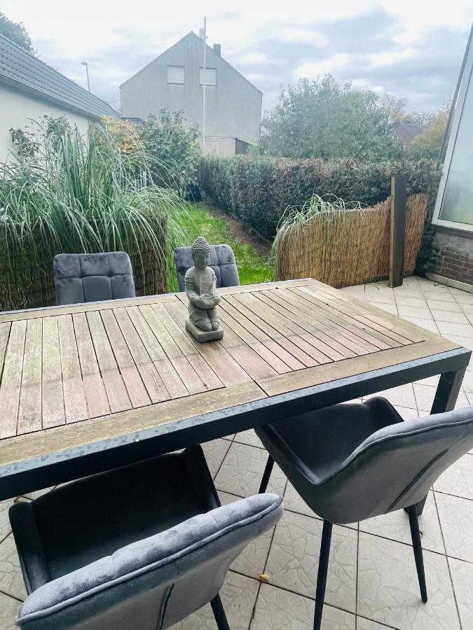 Modern * Gemuetlich * Nespresso * Terrasse * Netflix Apartment Duisburg Exterior photo